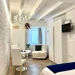 公寓 L Essenziale A *