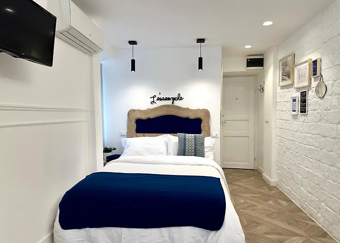 L Essenziale A * Trieste