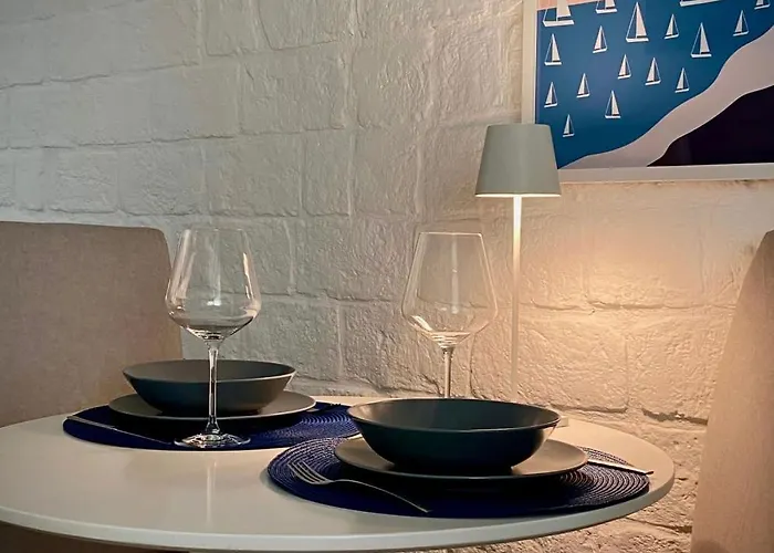 L Essenziale A * Трієст